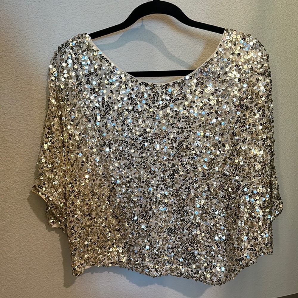 Vince gold sequined cropped one shoulder top size XS